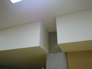 施工中(下がり天井へ場所確保)
